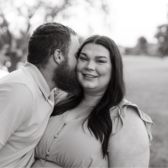 Meet your Posher, Hannah - Picture 1 of 1